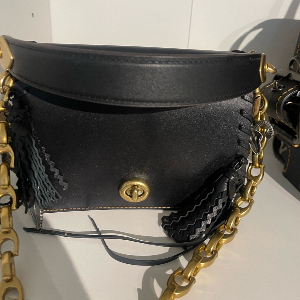 Coach 1941 Dinky 19